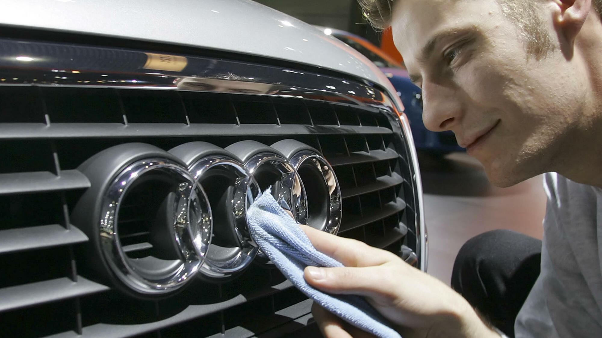 сколько лет владеешь машиной. срок службы автомобиля. сравнение стоимости владения автомобилем. средний пробег машины за год. автомобили по стоимости обслуживания.