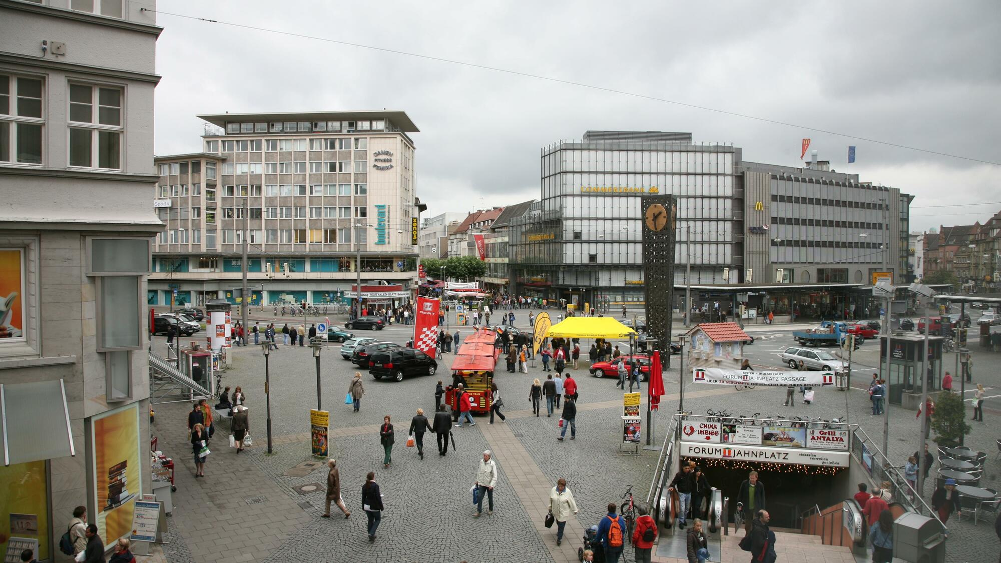 Bielefeld gibt es nicht: Die kuriosesten Verschwörungstheorien