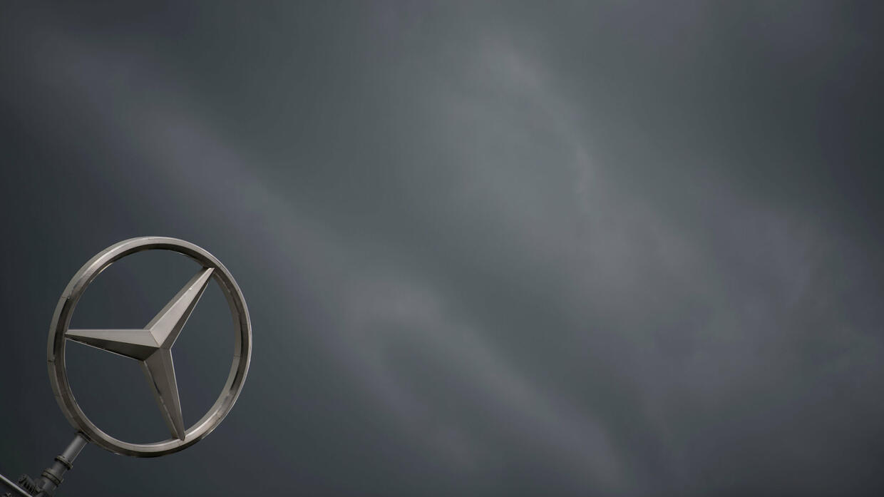 Mercedes-Benz: Autobauer senkt erneut Prognose