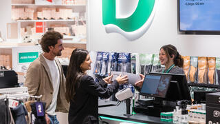 DEICHMANN SE: DEICHMANN auch im Jubiläumsjahr 2024 erfolgreich: Essener Familienunternehmen stellt mit Rekord-Investitionen 2025 Weichen für die Zukunft