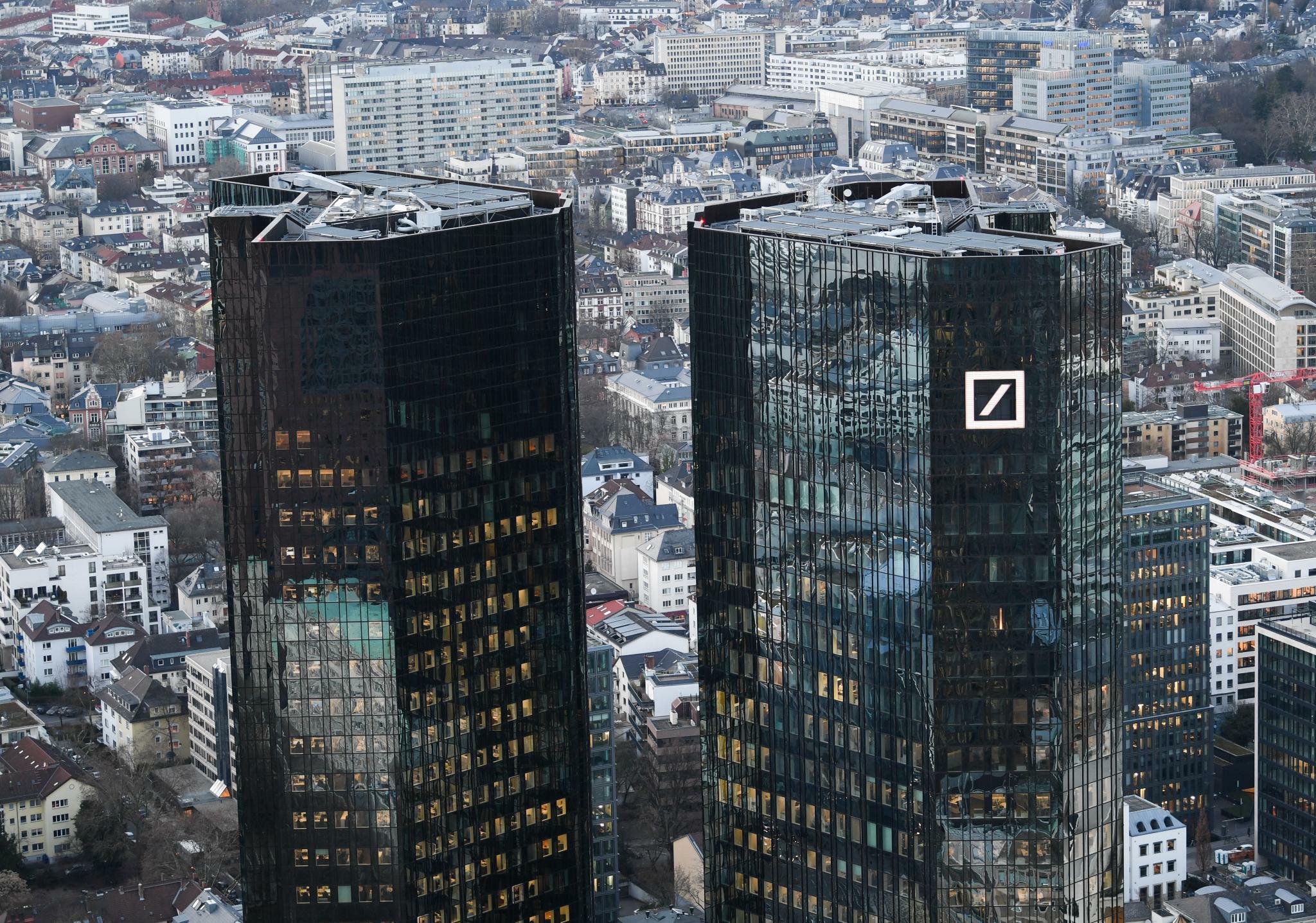 Deutsche Bank Commerzbank So Geht Es Nach Geplatzter Fusion Weiter