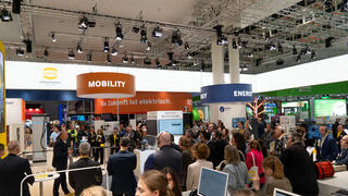 HARTING Stiftung & Co. KG: Energizing an All Electric Society: HARTING auf der HANNOVER MESSE 2025