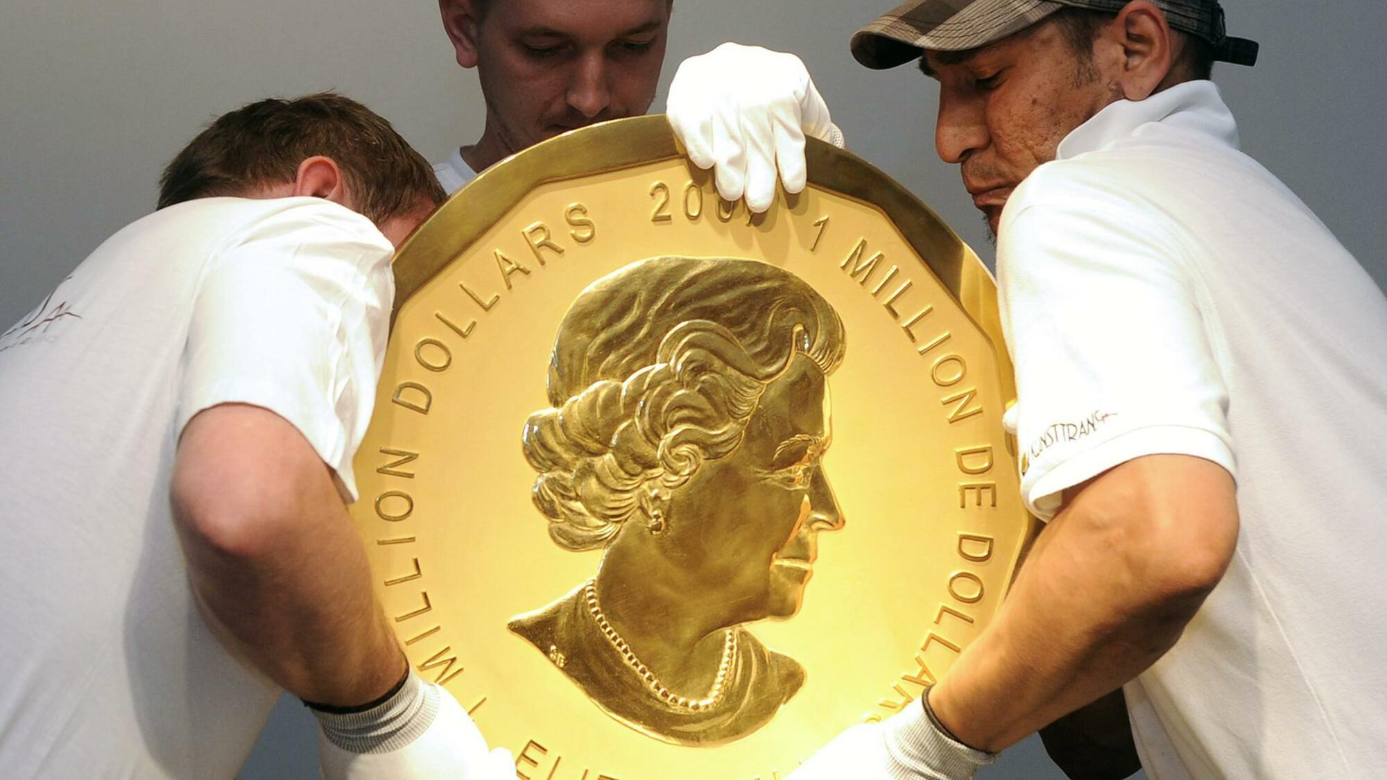 большие монеты. самая большая монета. золотые монеты мира. монета весом в 1 тонну перт. самая большая монета в мире.