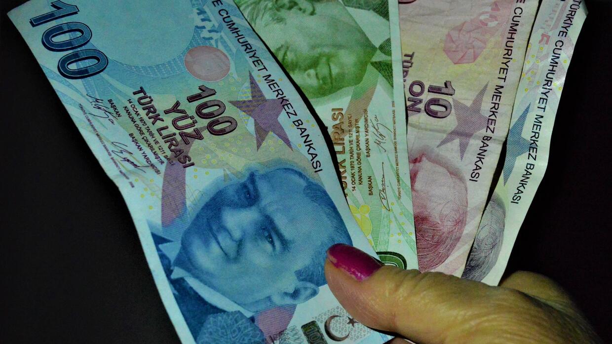 Turkische Lira Fallt Weiterhin Euro Ist Mehr Als 5 Lira Wert
