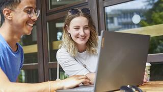 Rheinland-Pfälzische Technische Universität Kaiserslautern-Landau (RPTU): KI-Kompass der RPTU: Studierende profitieren von KI-Spitzenforschung