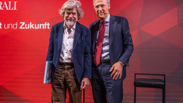 Bergsteiger Reinhold Messner und Giovanni Liverani, CEO Generali Deutschland. Quelle: PR