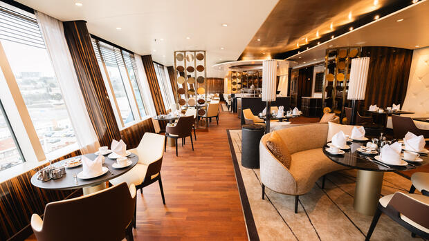 Rossini Restaurant mit Lounge // Weiterer Text über ots und www.presseportal.de/nr/55827 / Die Verwendung dieses Bildes für redaktionelle Zwecke ist unter Beachtung aller mitgeteilten Nutzungsbedingungen zulässig und dann auch honorarfrei. Veröffentlichung ausschließlich mit Bildrechte-Hinweis. Quelle: AIDA Cruises