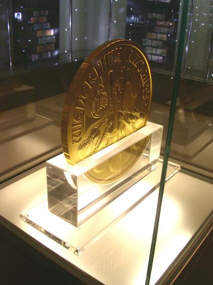 Big Maple Leaf Die Grossten Goldmunzen Der Welt Big Maple Leaf Die Grossten Goldmunzen Der Welt