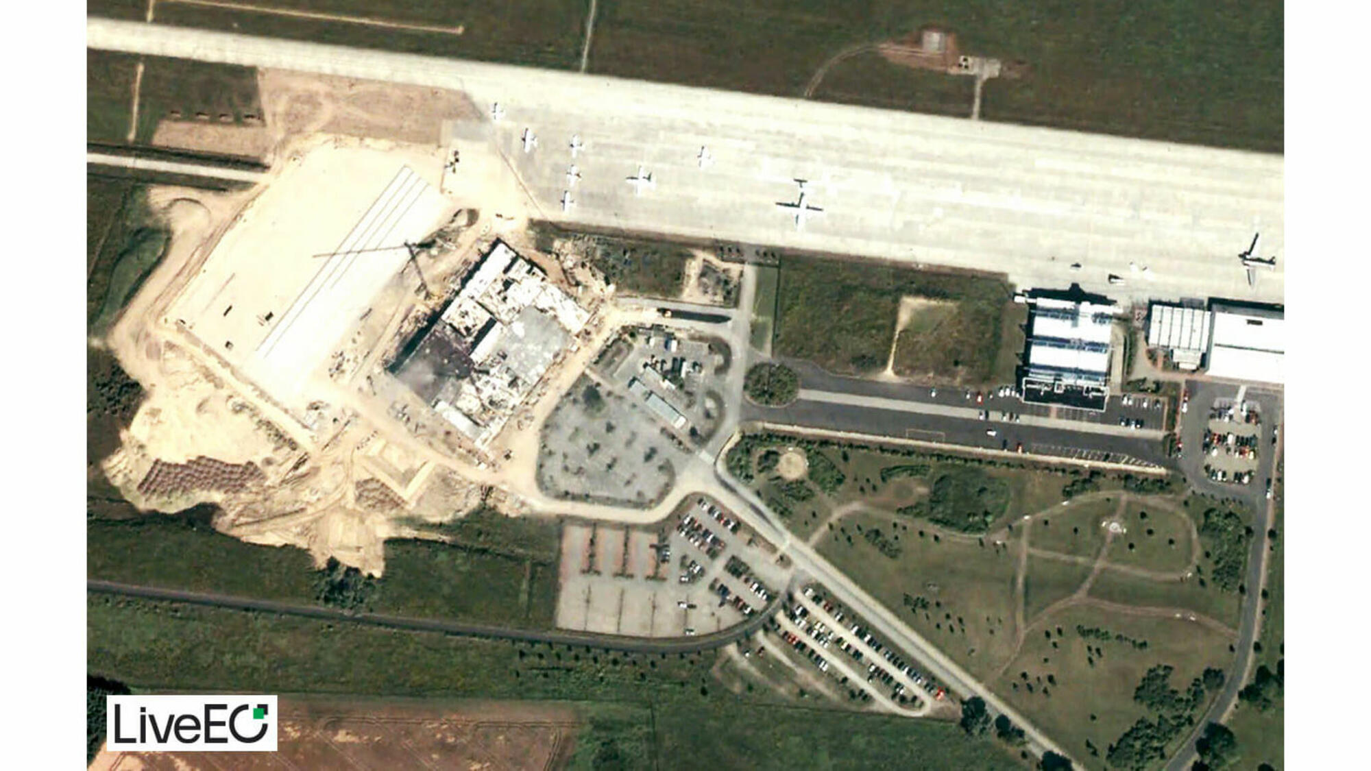 Airport Rostock Laage Parken Verfügbarkeit www.wiwo.de