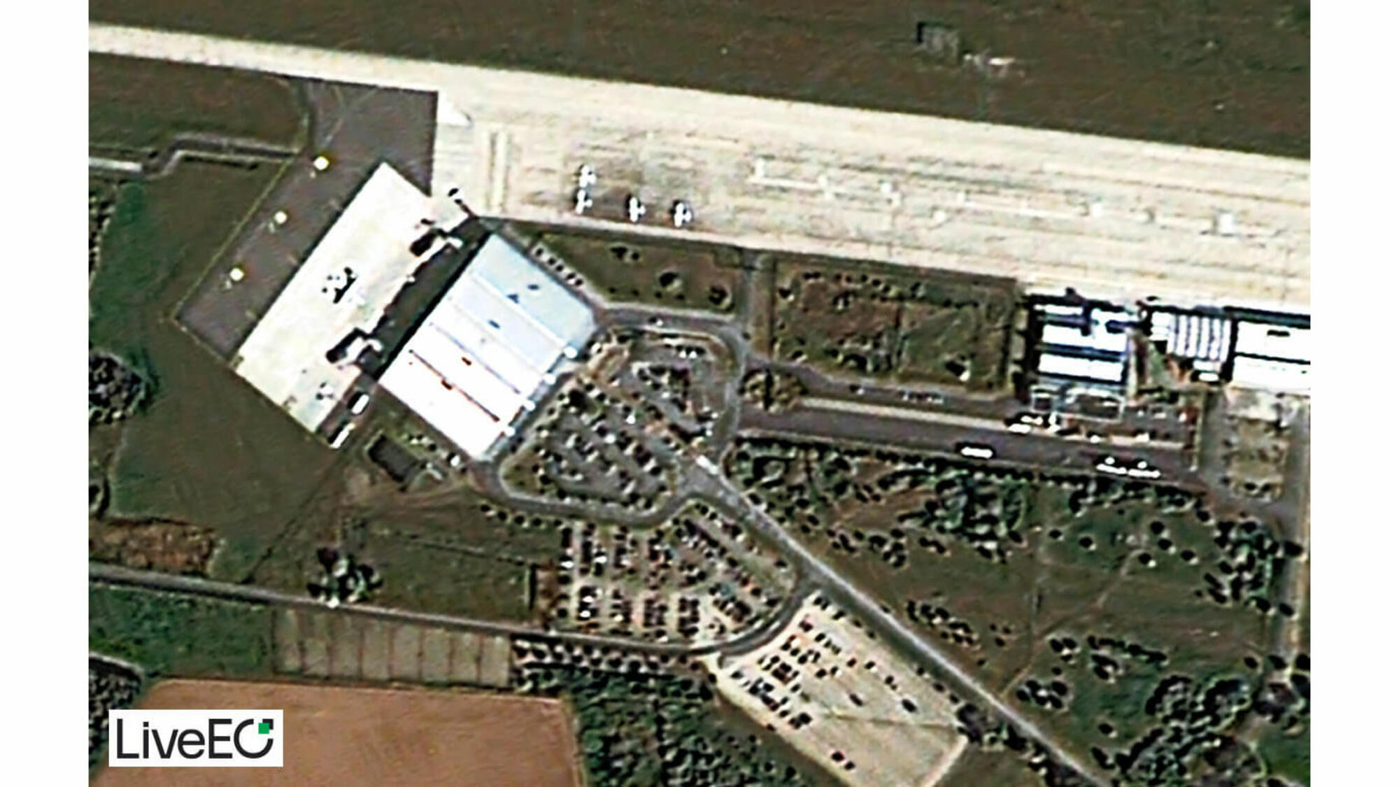 Airport Rostock Laage Parken Verfügbarkeit www.wiwo.de
