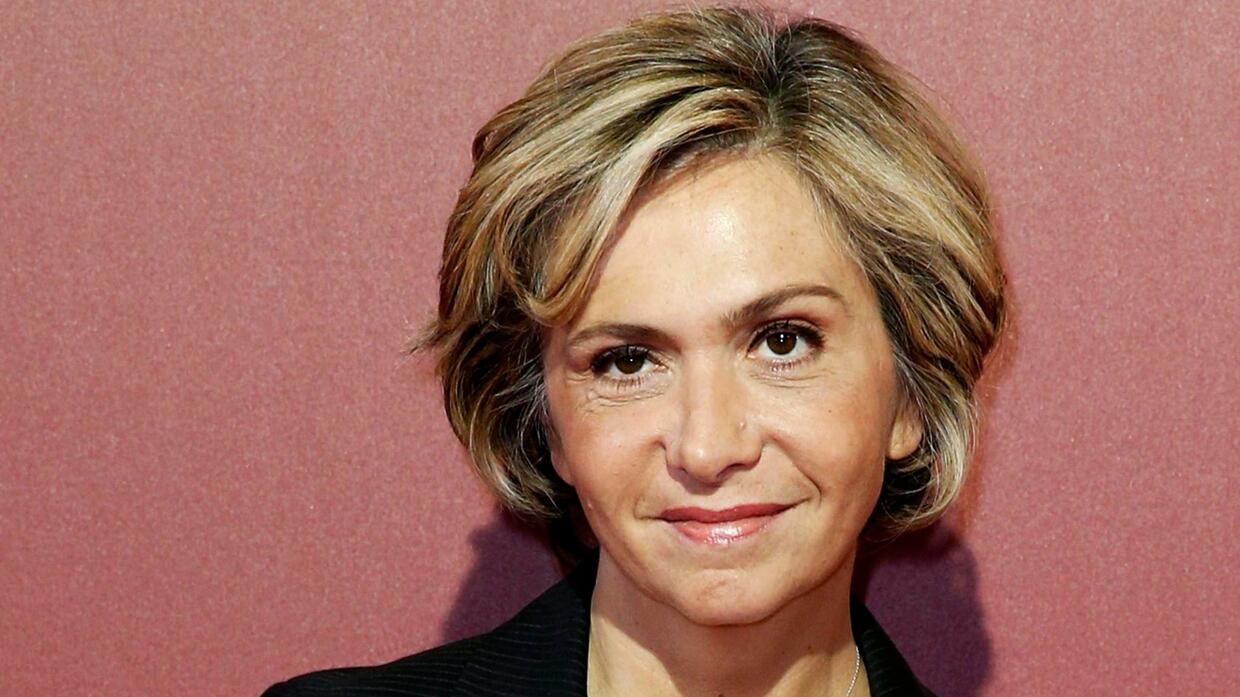 ufc fall of famer bj penn knocked out cold in one of two bar fights in hawaii ernestech