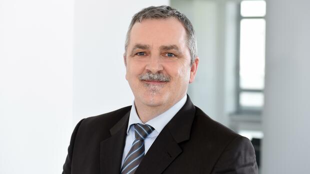„Die AOK Nordost steht seit jeher für Toleranz“, Carsten von Fintel, 55, Personalchef der AOK Nordost. Das zeigt sich in der Vielfalt der AOK-Mitarbeiter.