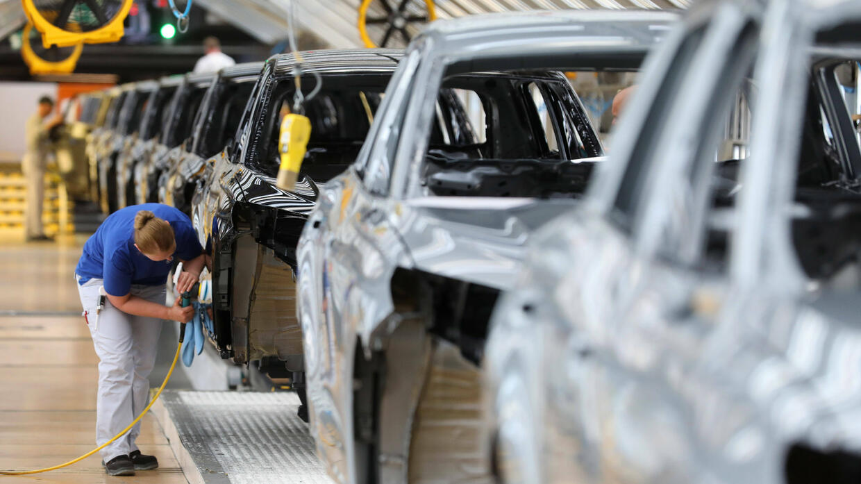 Staubsaugerfirma Will Luxus E Autos Bauen – Autofabrik In Brandenburg Möglich - al3ck1g